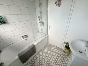 Photo 6- click for photo gallery